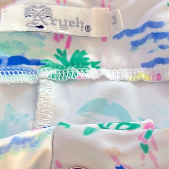 NWOT Women’s Aryeh Nylon & Spandex Bermuda Shorts Size Medium - Picture 7 of 8